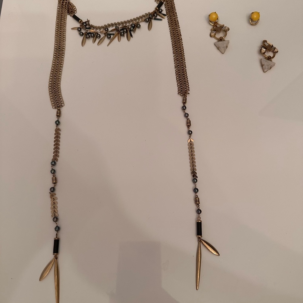 Stella & Dot Laurel Lariat Necklace